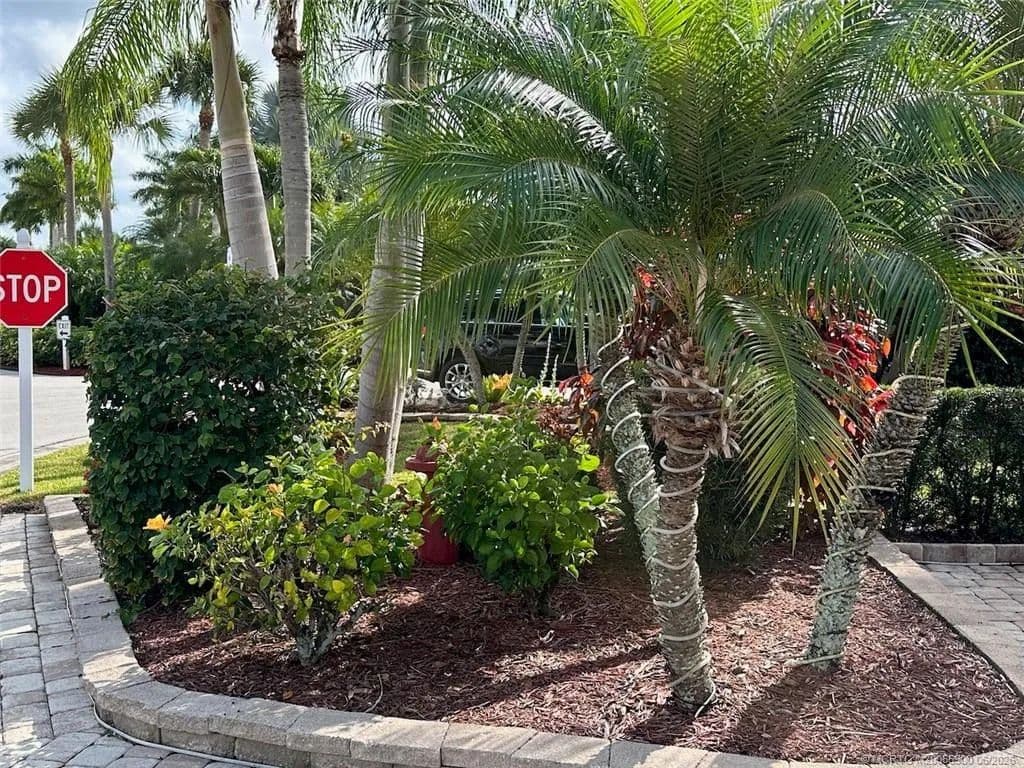 Property from 461 NW Sandtrap Lane - KW - Port St Lucie, Florida, 34986