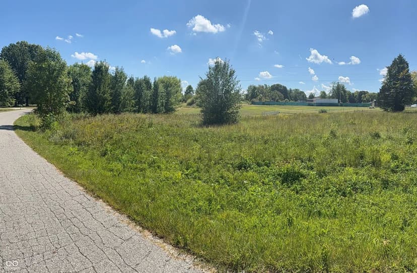 Lots & Land-Other in North Vernon