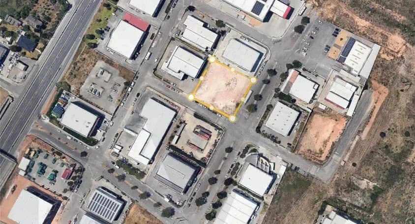 2040 Acres of Land for Sale in Santo Antão e São Julião do Tojal, Loures - Portugal
