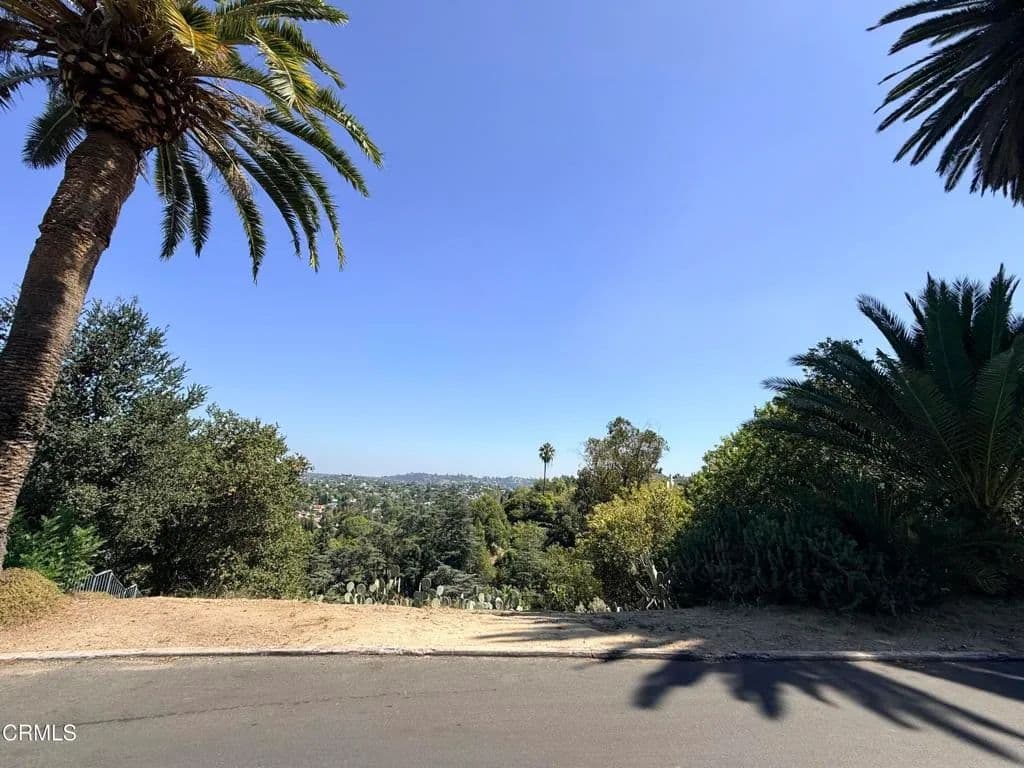 Vacant Land in Los Angeles - Los Angeles, California, 90065
