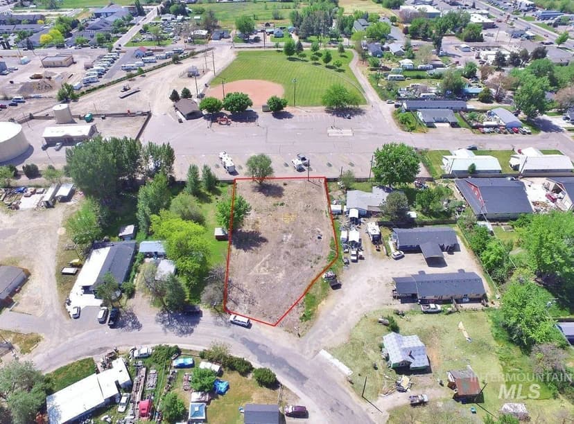 Property from 919 S Wardwell Ave - KW