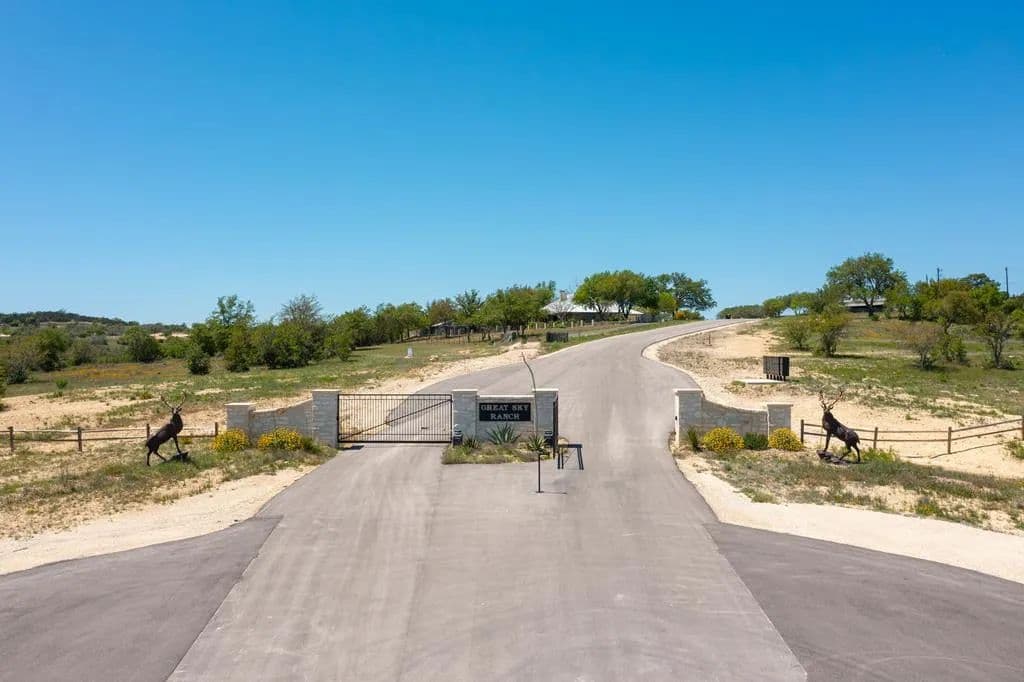Property from Lot 14 Winn Ranch Way #14 - KW - Kerrville, Texas, 78028