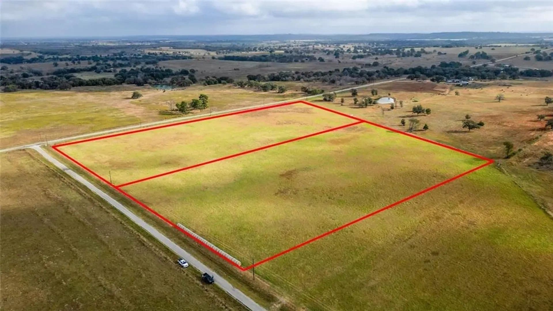 11 Acres of Land for Sale in Luling, TX - Luling, Texas, 78648