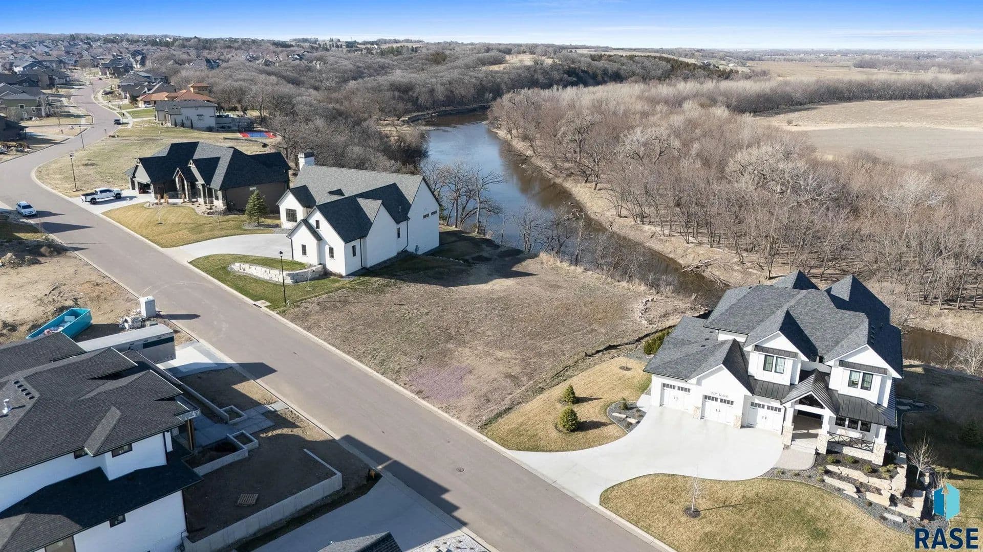 0.92 Acres of Land for Sale in Sioux Falls, SD - Sioux Falls, South Dakota, 57110