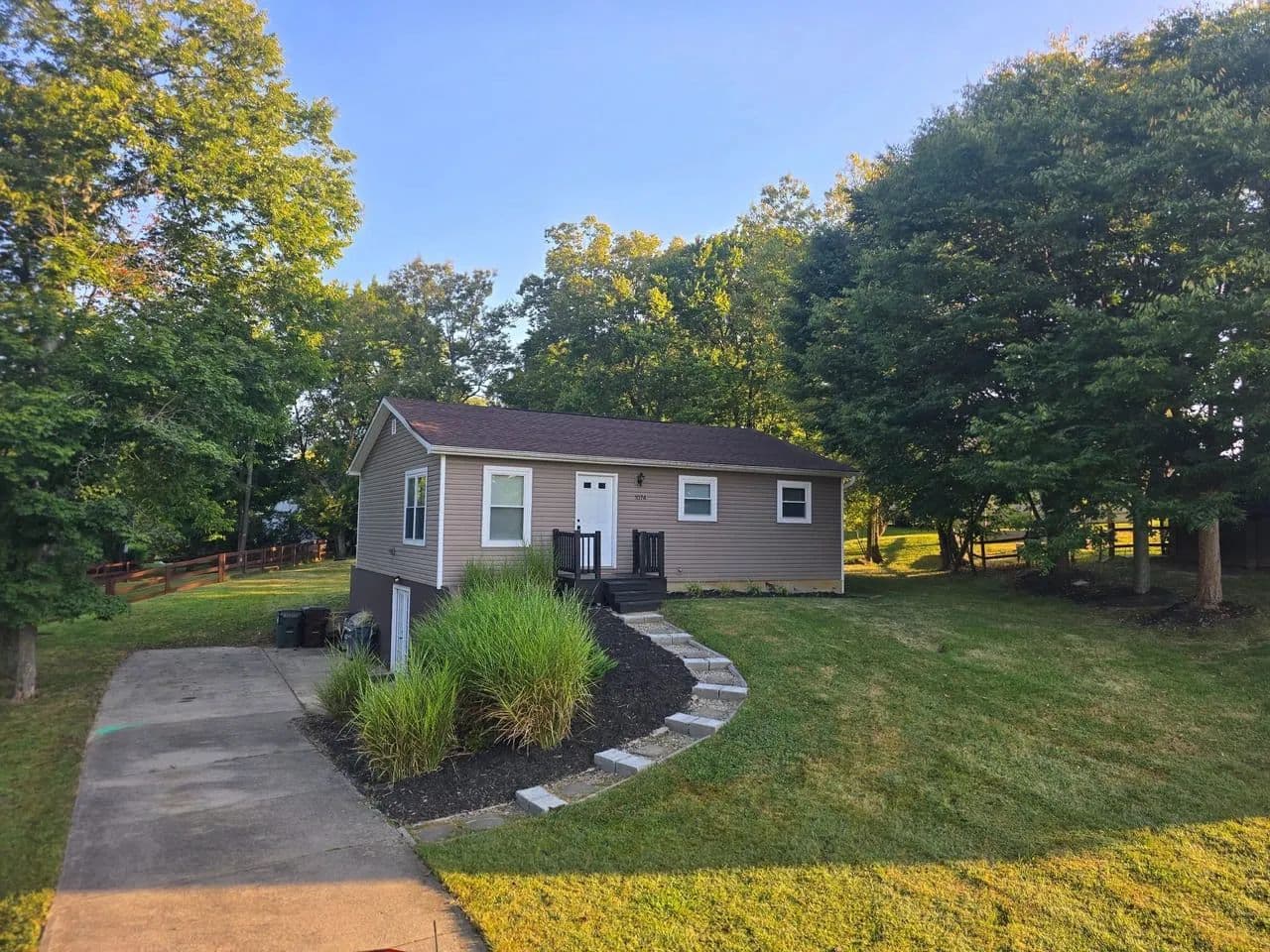 Hidden Valley Lake House - Lawrenceburg, Indiana, 47025