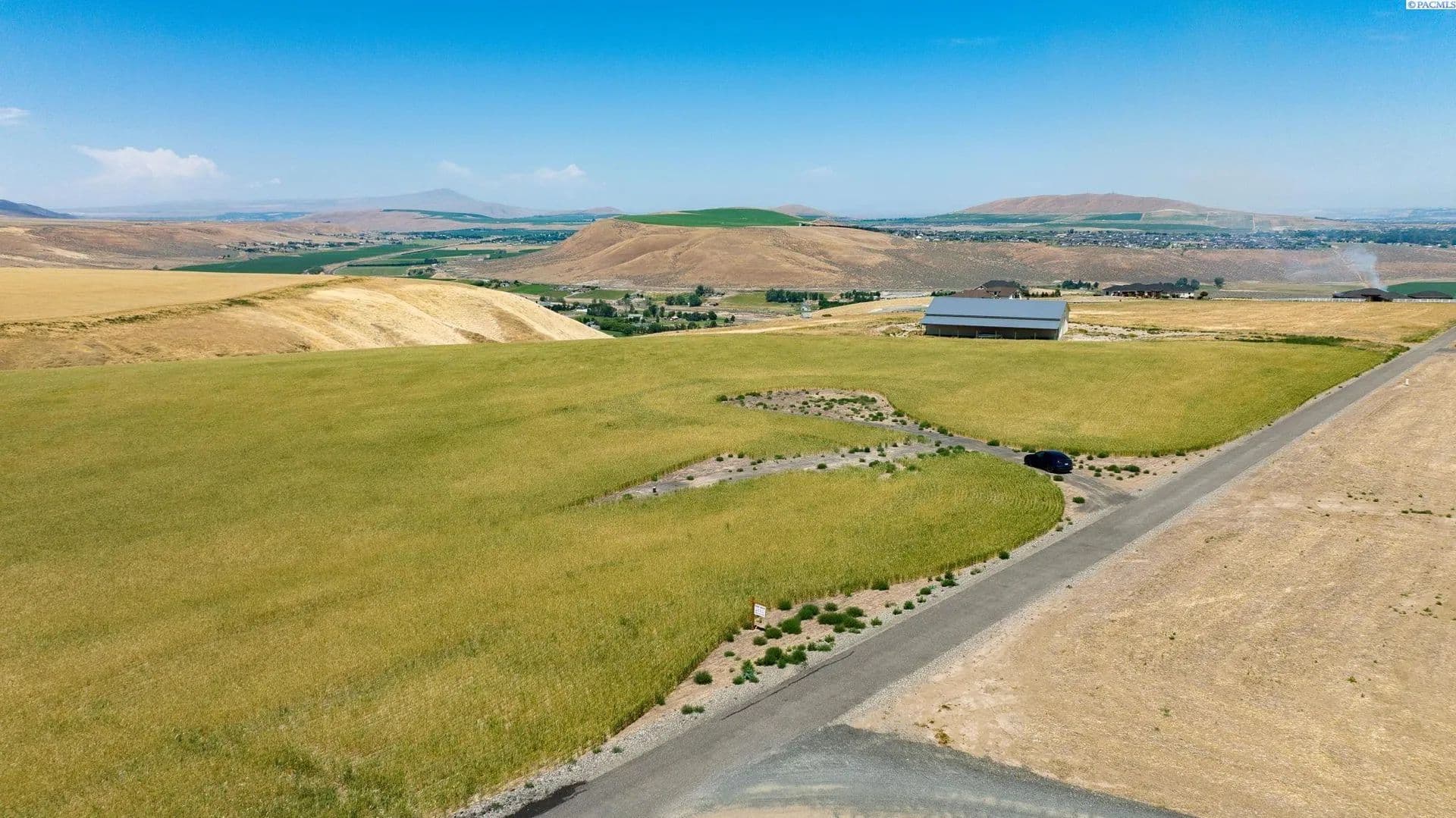 Lots & Land-Other in Kennewick - Kennewick, Washington, 99338
