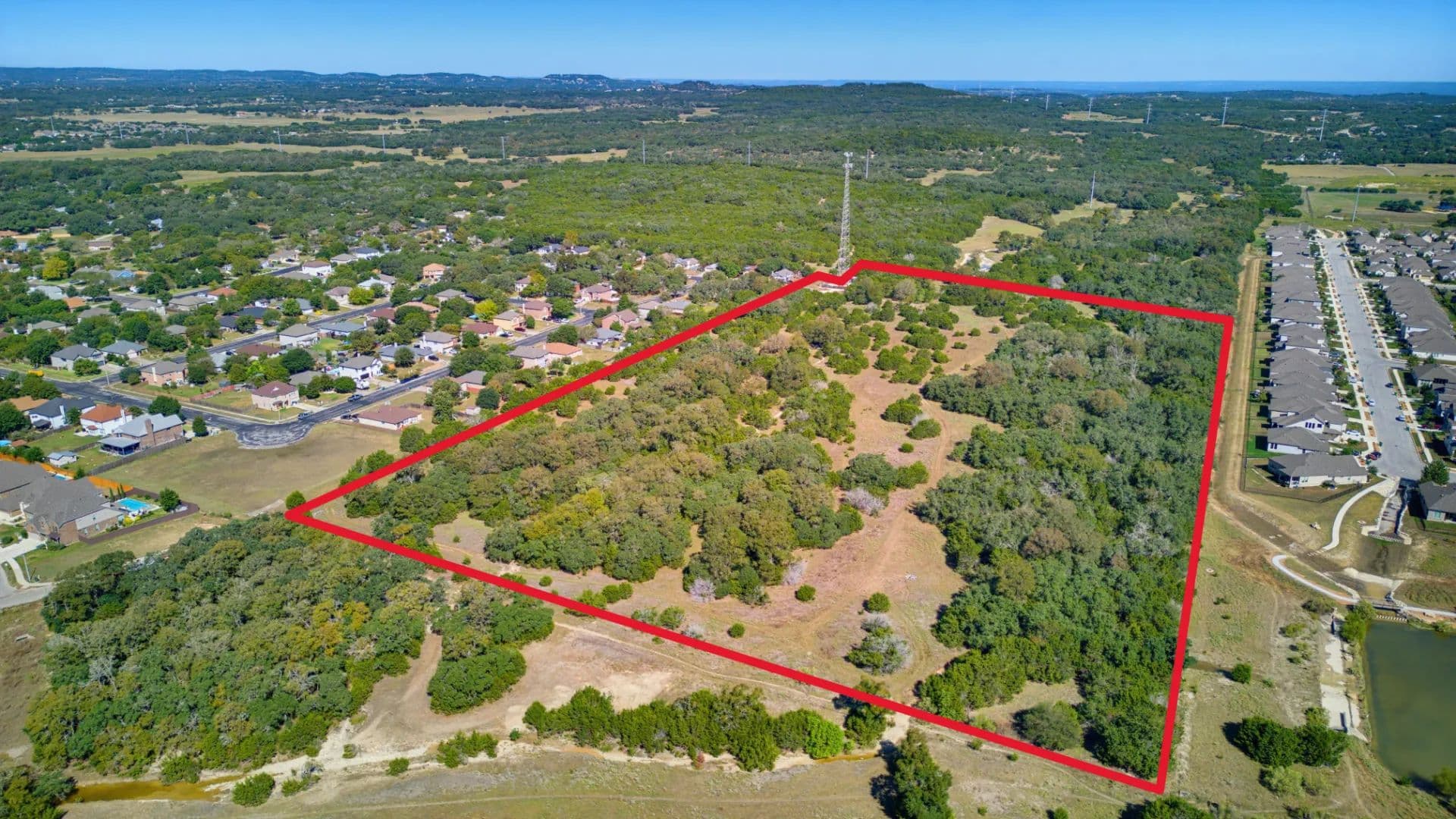 RARE 25± ACRES IN BOERNE PROPER — DEVELOPMENT, ESTATE, EQUESTRIAN & INVESTMENT OPPORTUNITY - Boerne, Texas, 78006
