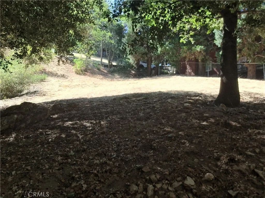 Lots & Land-Other in Crestline - Crestline, California, 92325