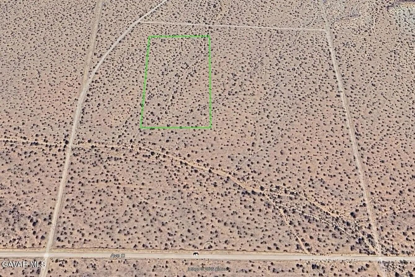 Lots & Land-Other in Lancaster - Lancaster, California, 93535