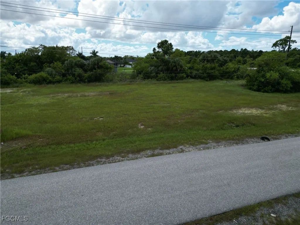 Vacant Land in Cape Coral - Cape Coral, Florida, 33909