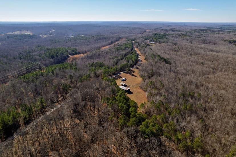 92± Acres | Tennessee Hunting Property with Cabin & Barn | Henderson County