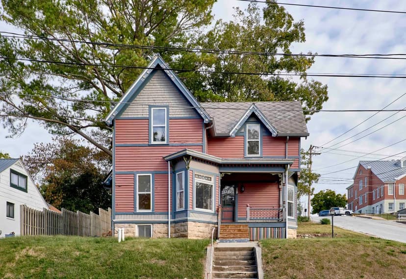 Hermann Missouri House for Sale at Auction – Pecaut House