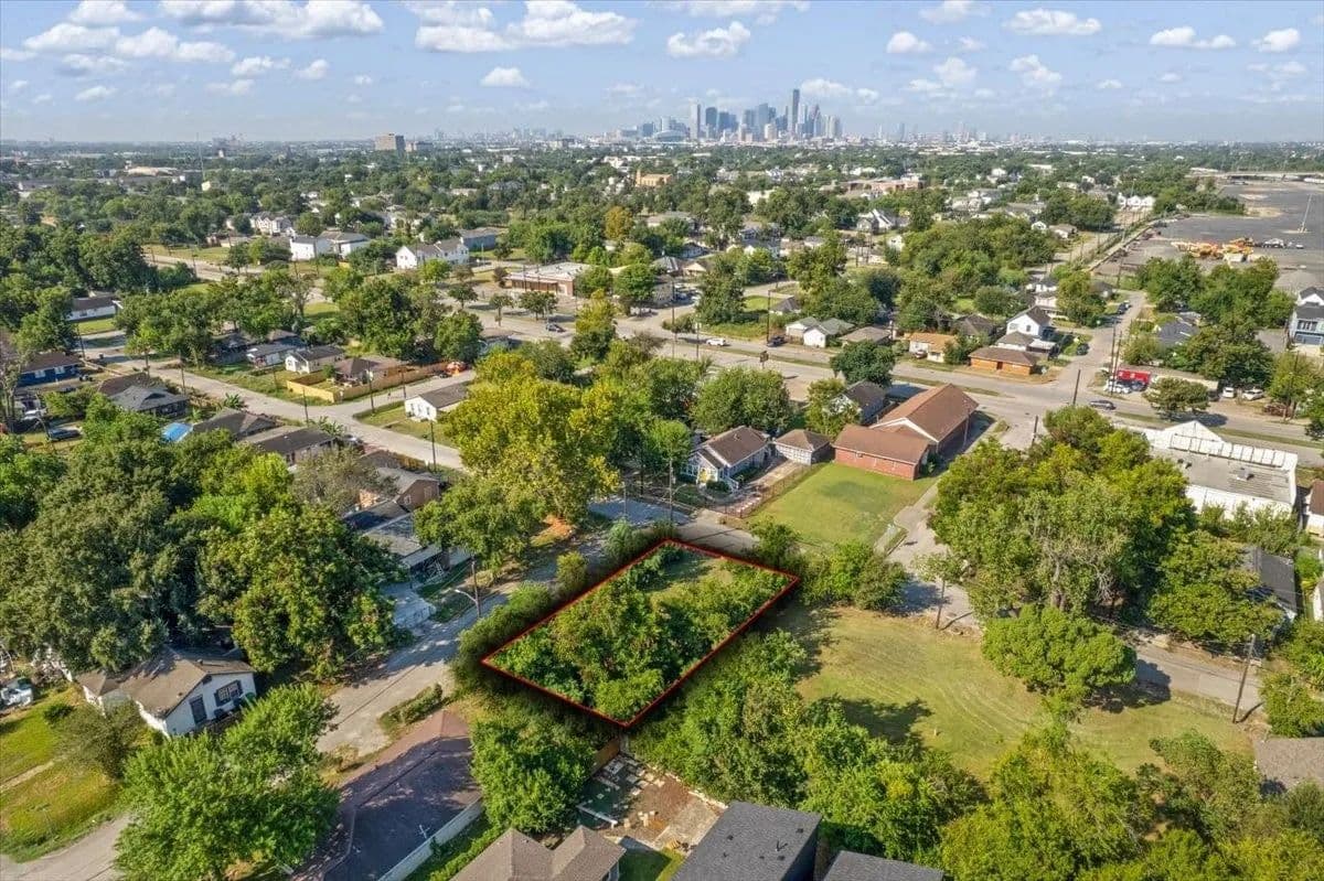 Lots & Land-Other in Houston - Houston, Texas, 77020