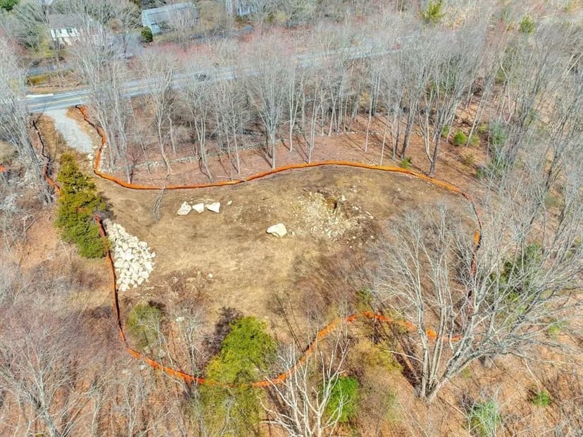 Lots & Land-Other in Holliston