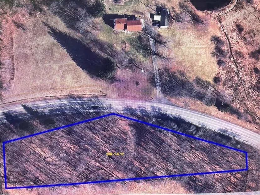 Land -Single Family Acreage in Masonville
