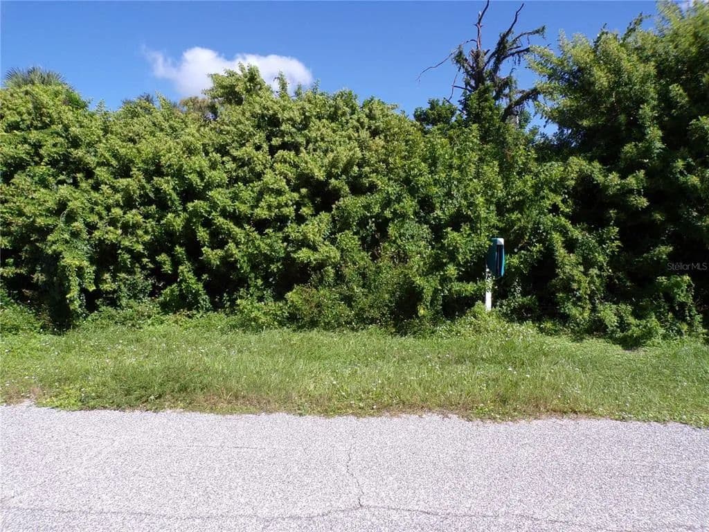 Vacant Land in Englewood - Englewood, Florida, 34224