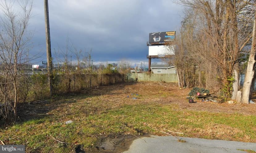Lots & Land-Other in MARTINSBURG