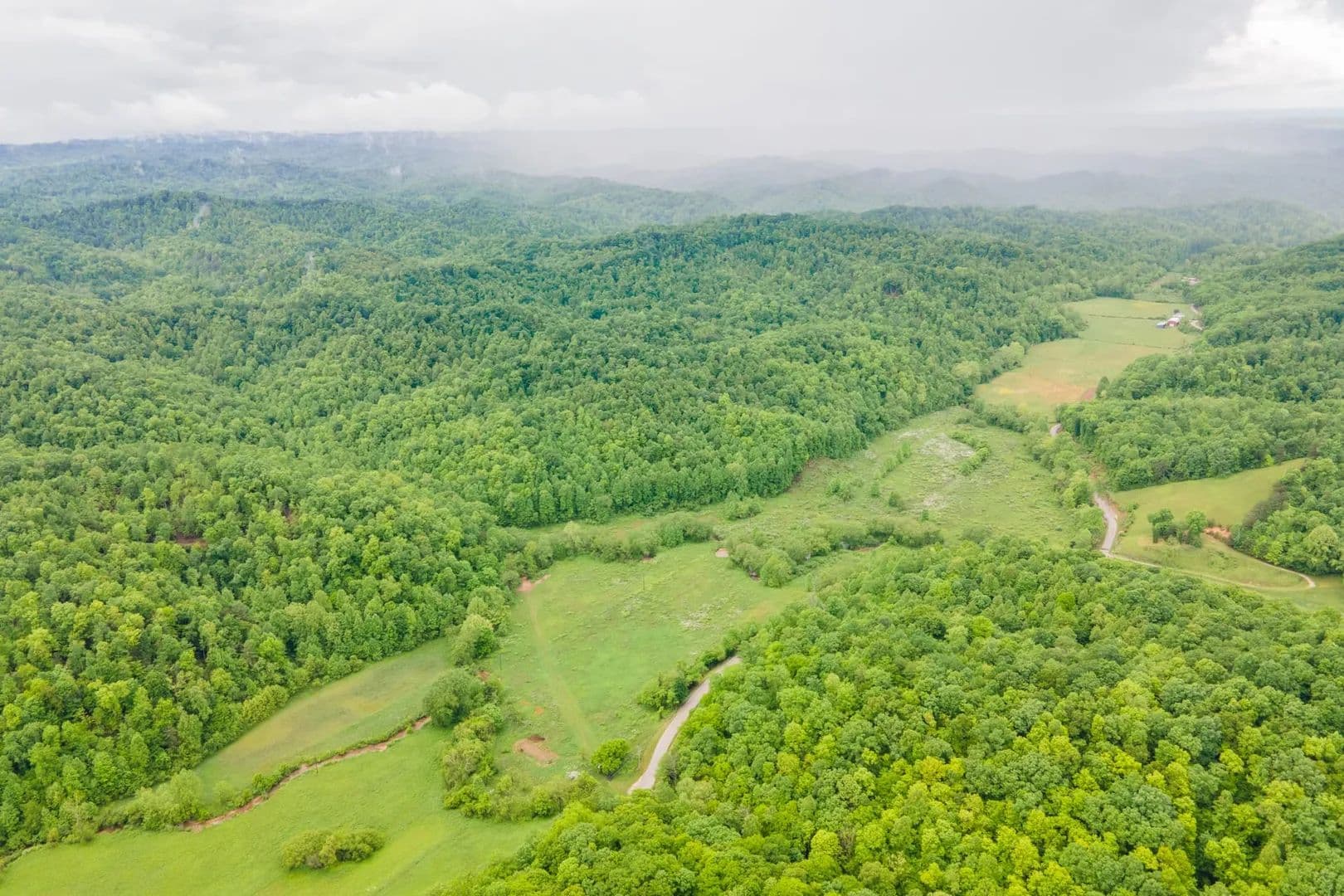 194 Acres of Land for Sale in Campton, KY - Campton, Kentucky, 41301