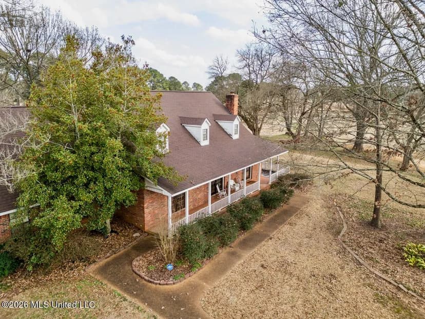 Starkville Country Club Golf Course Home for Sale