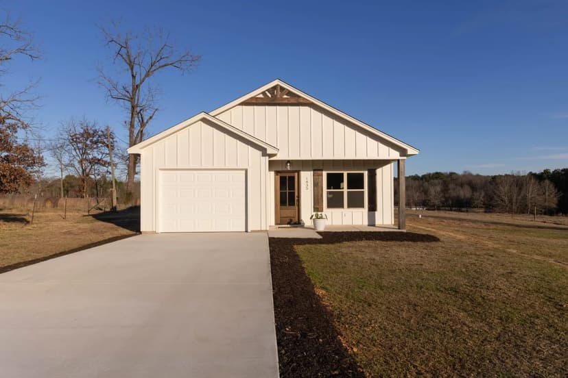 Home on 1 Acre in Panola County, MS 