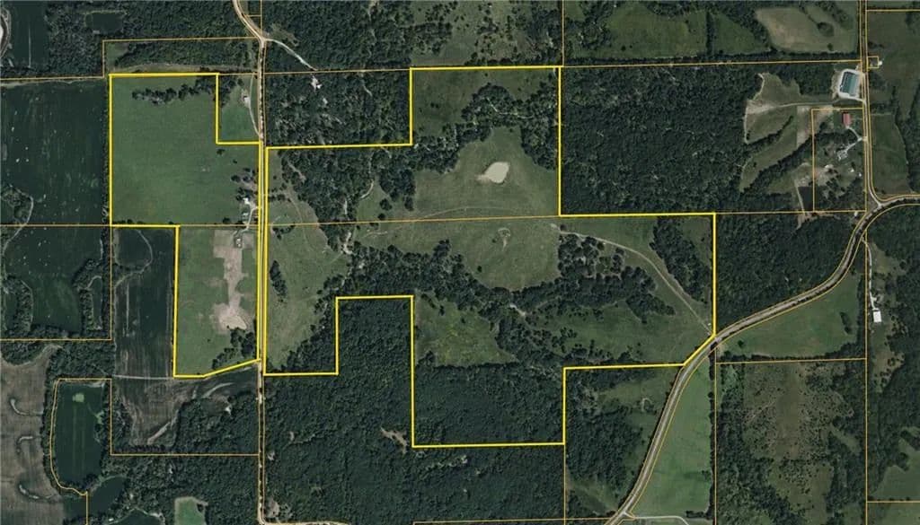250 Acres of Land for Sale in Harris, MO - Harris, Missouri, 64645