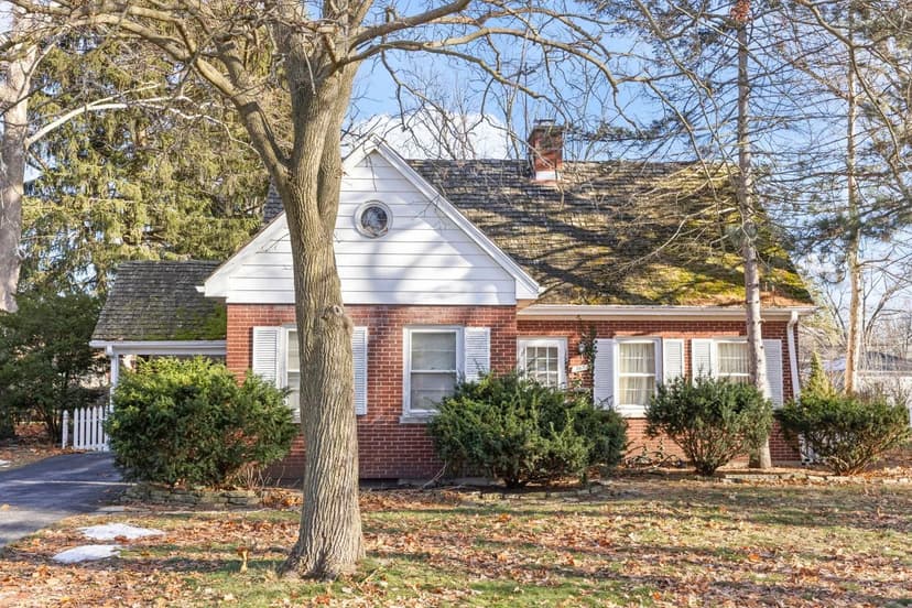 Property from 345 Woodstock Avenue - KW