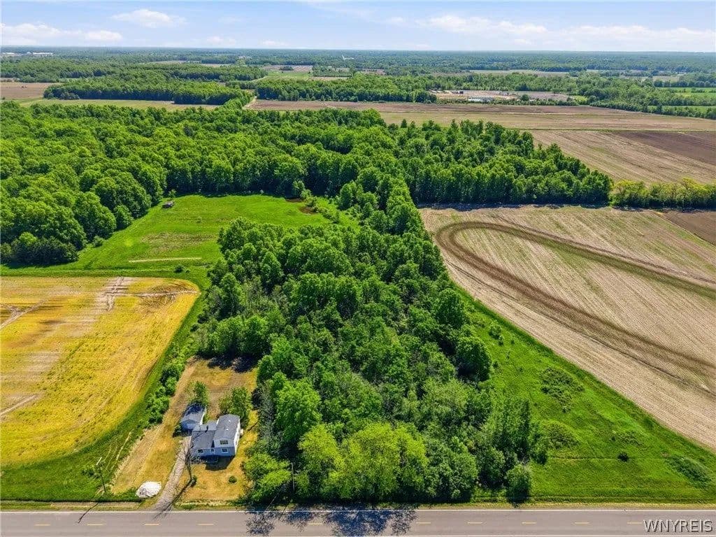 Lots & Land-Other in Ransomville - Ransomville, New York, 14131