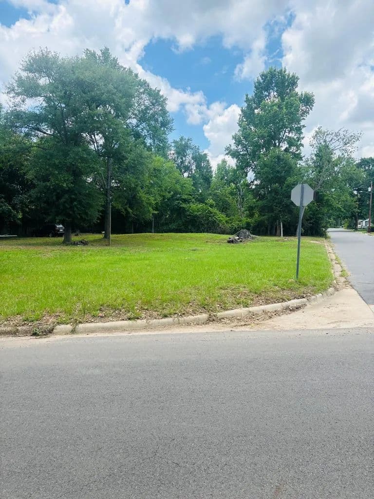 0.53 Acres of Land for Sale in Nacogdoches, Texas - Nacogdoches, Texas, 75961