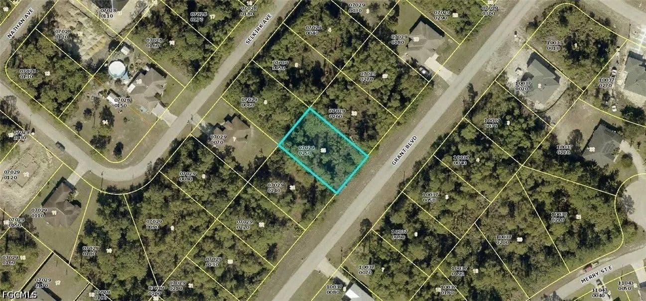 Lots & Land-Other in Lehigh Acres - Lehigh Acres, Florida, 33974