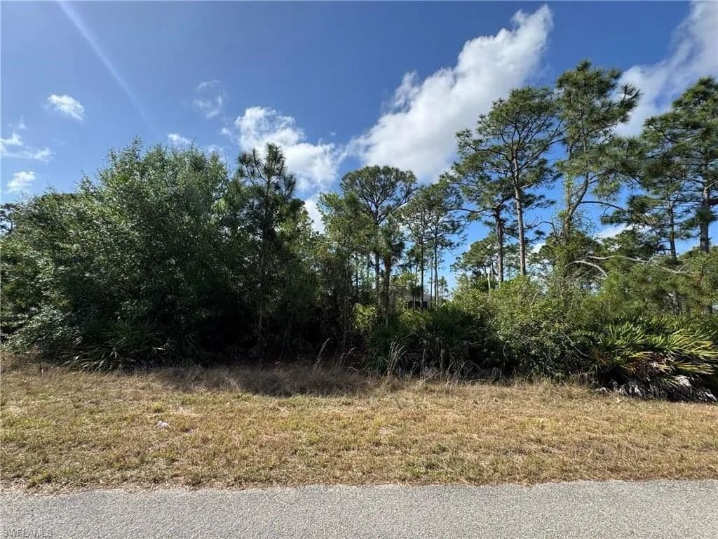 0.24 Acres of Land for Sale in FORT MYERS, FL - Fort Myers, Florida, 33913