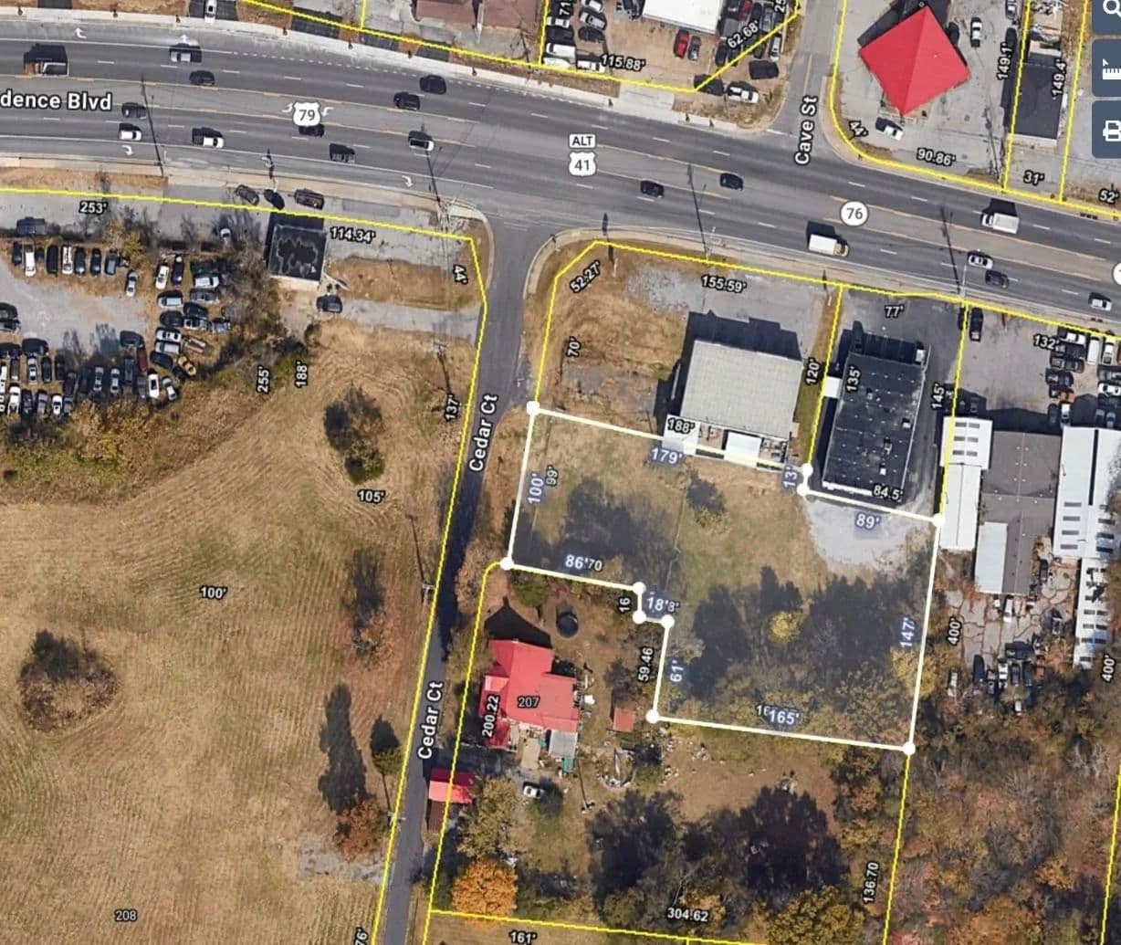 Land -Single Family Acreage in Clarksville - Clarksville, Tennessee, 37042