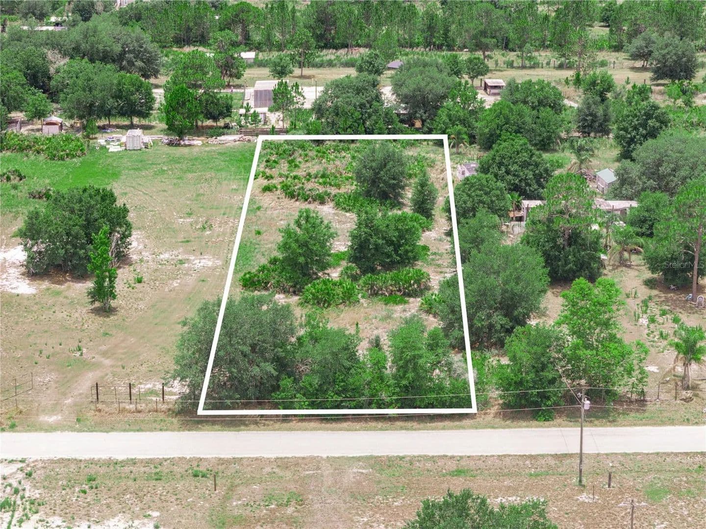 1 Acre of Land for Sale in Frostproof, Florida - Frostproof, Florida, 33843