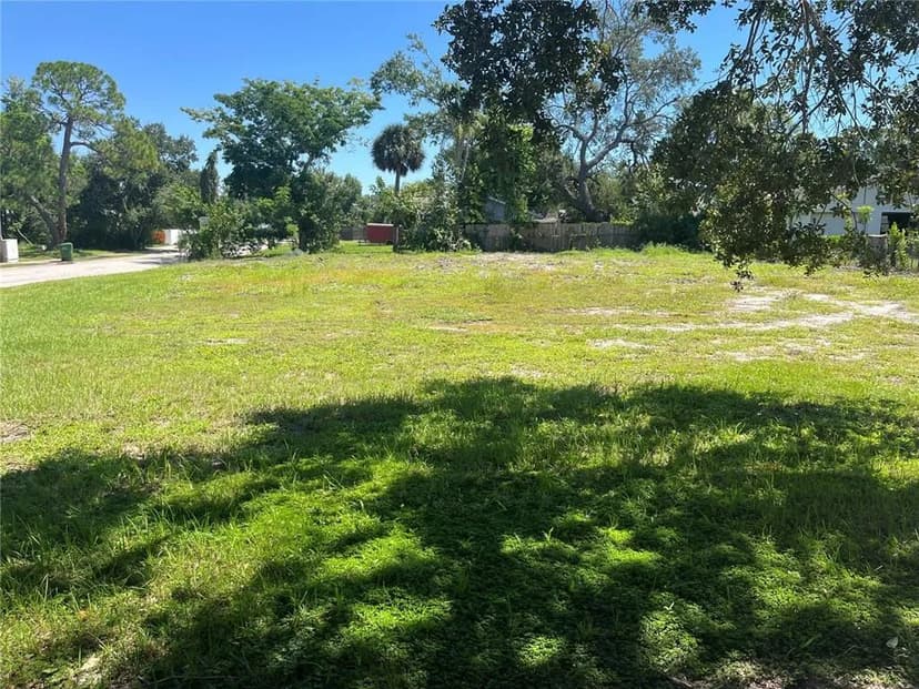Vacant Land in Sarasota