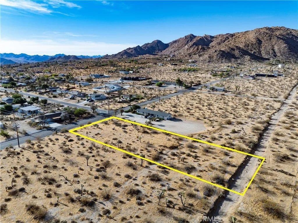 Lots & Land-Other in Joshua Tree - Joshua Tree, California, 92252