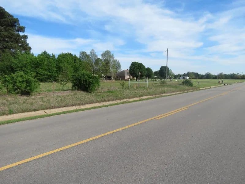 4.46 Commercial Acres/Hugo, Ok.