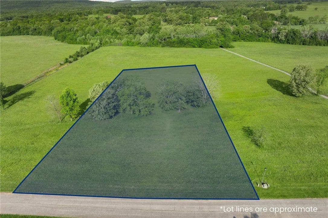 Lots & Land-Other in Harrison - Harrison, Arkansas, 72601