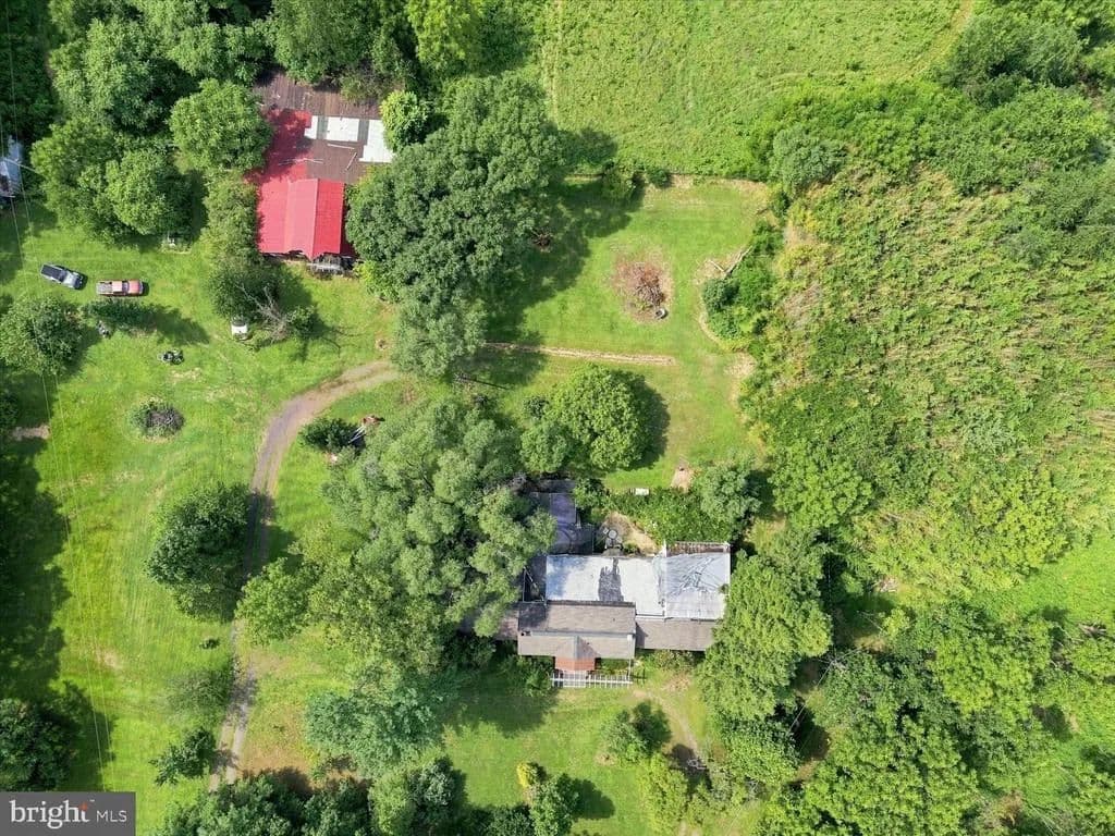12.74 Acres of Land for Sale in AMISSVILLE, VA - Amissville, Virginia, 20106