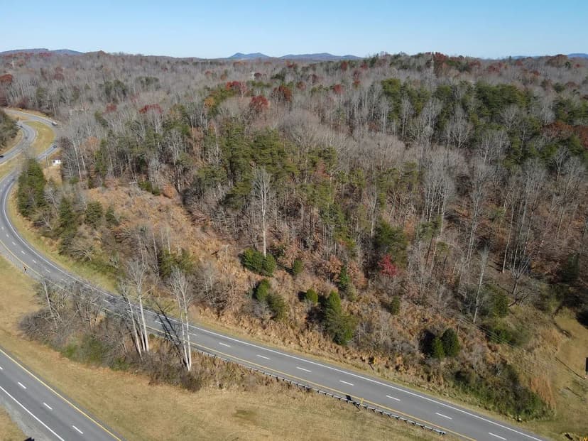 Highway 220 North Acres : 4.36+/- Acres on HWY 220 North – Prime Location in Henry County, VA