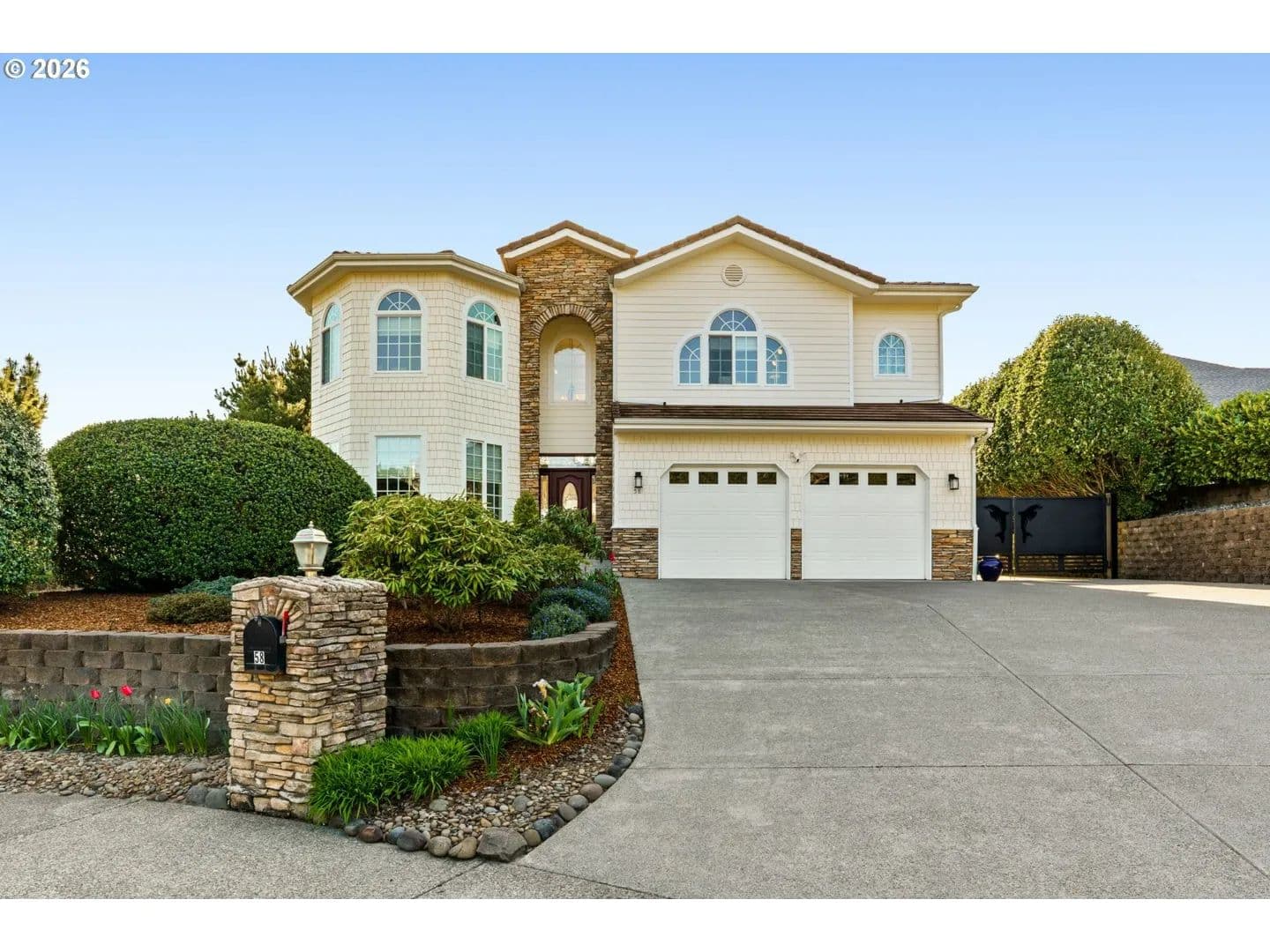 Ocean and River View | Cannery Pointe - Florence, Oregon, 97439