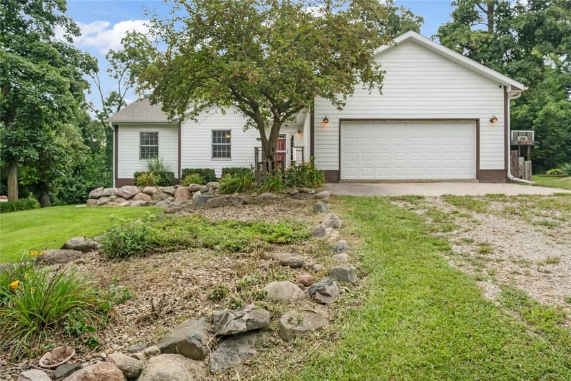 Property from 5240 N 67th Avenue W - KW