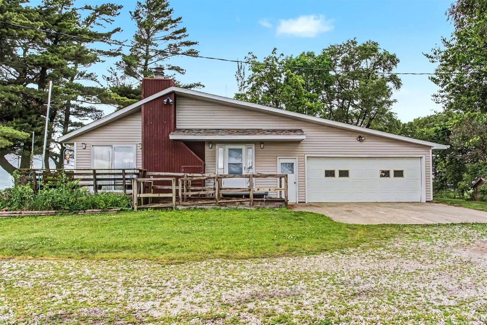 Property from 22086 610th Avenue - KW - Nevada, Iowa, 50201