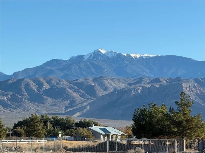 Property from 3550 Seneca Avenue - KW