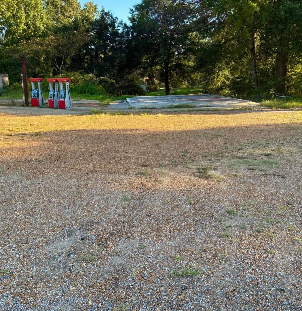 Commercial Property in Montgomery County at 508 S Depot Avenue in Kilmichael, MS - Kilmichael, Mississippi, 39747