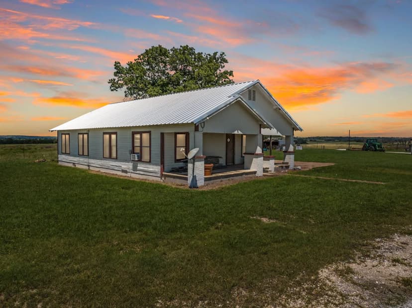 1,567 Acres west of Evant, TX in Hamilton County