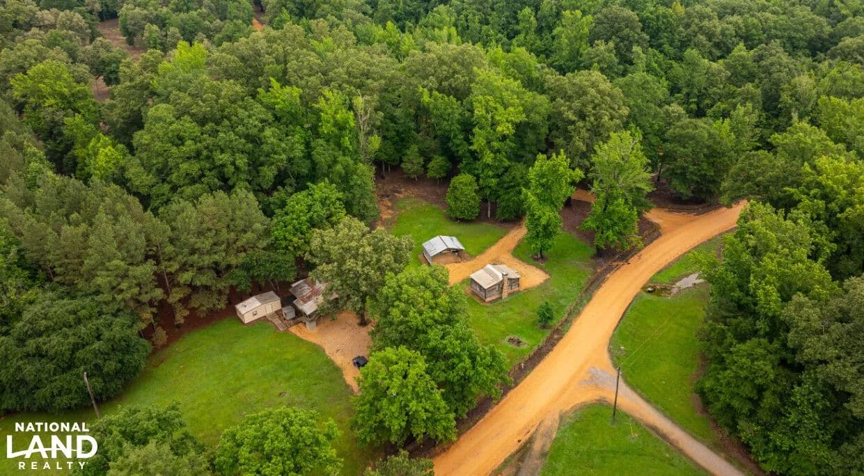 Cypress Cutoff Lake Hunting & Weekend Retreat - Moundville, Alabama, 35474
