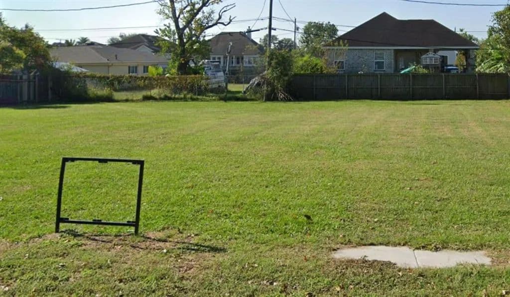 Land for Sale in Arabi, Louisiana - Arabi, Louisiana, 70032