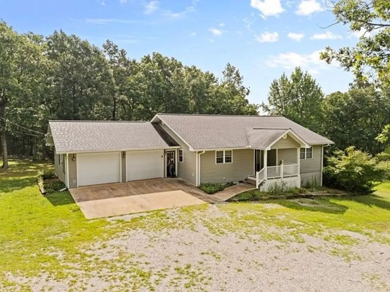 Country Charm - Mountain View, Arkansas, 72560