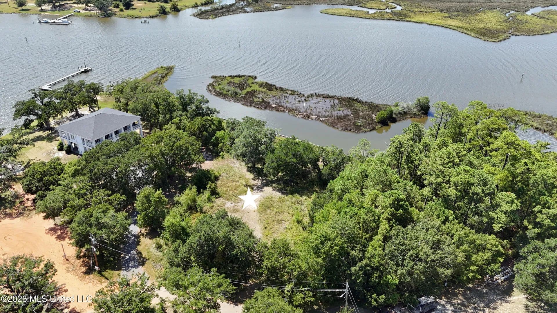 Vacant Land in Ocean Springs - Ocean Springs, Mississippi, 39564
