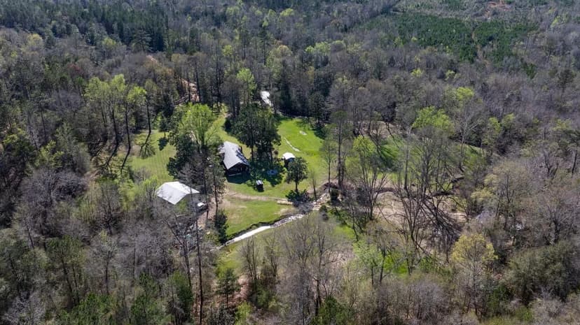 48+- getaway near Monroeville, AL