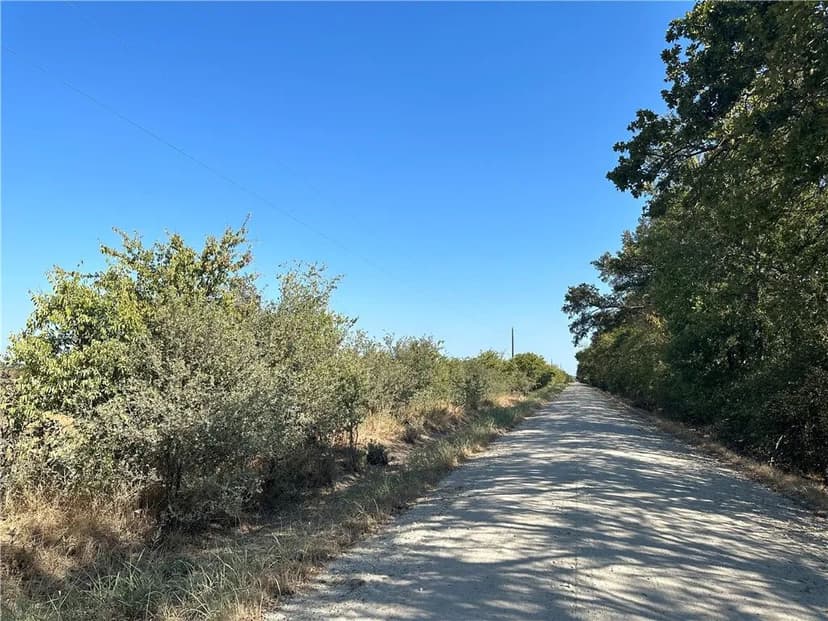 Property from TRACT 1 TBD CR 159 - KW